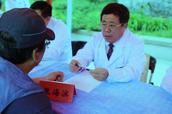 zhanghaibin.jpg zhanghaibin.jpg