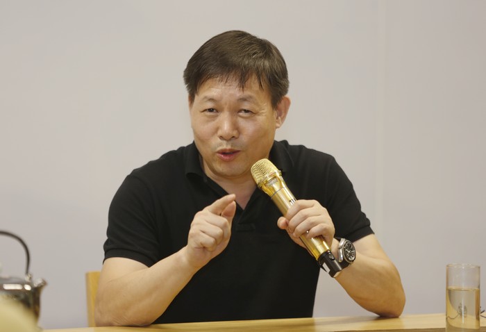 纪.jpg