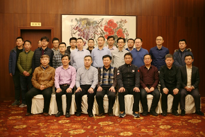 合影.jpg 合影.jpg
