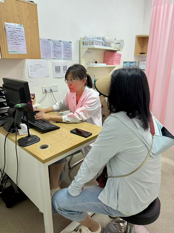 妇科专家诊2.jpg 妇科专家诊2.jpg